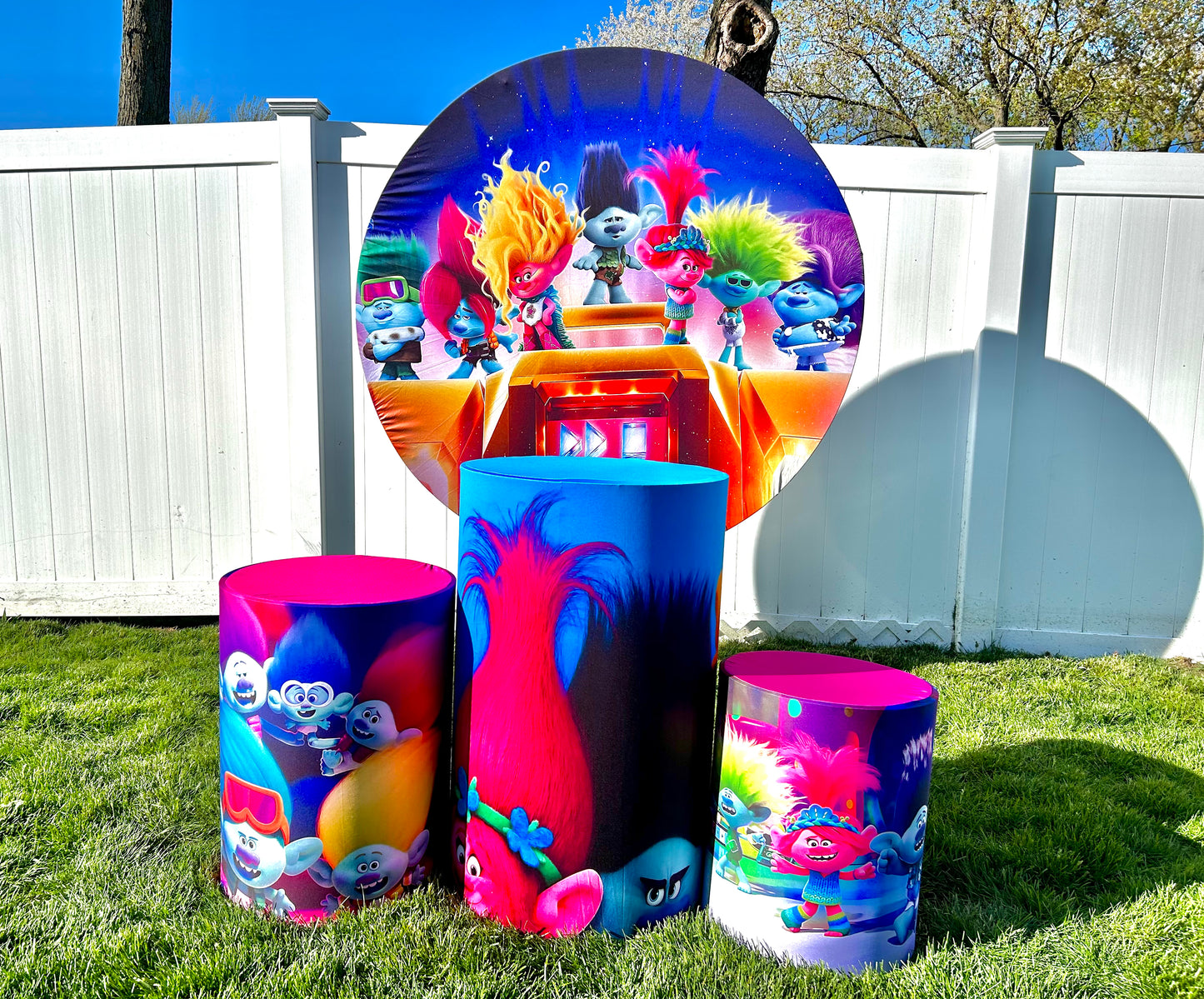 Trolls Cylinder & Round Backdrop Decorations Rental